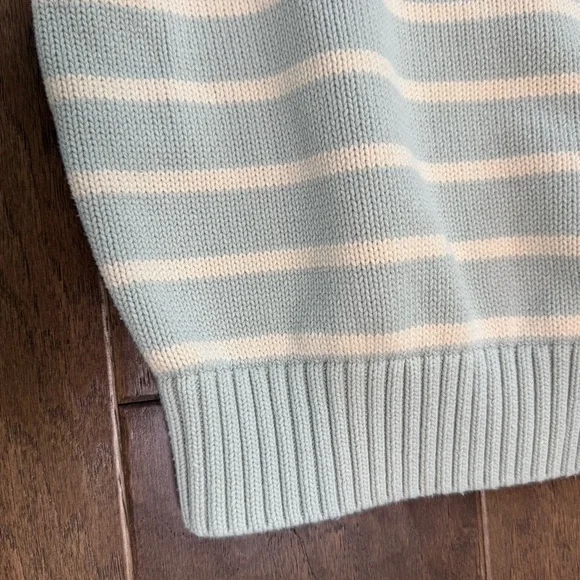 Brandy Melville Striped Crewneck Sweater - Picture 5 of 9